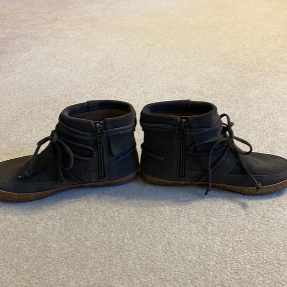 Ugg booties 1019129 in dark grey - Picture 2 of 5